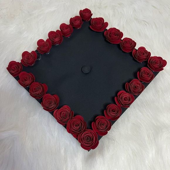Graduation Topper Roses - Picture 1 of 3